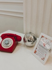 Kırmızı Klasik Retro Telefon görsel 7